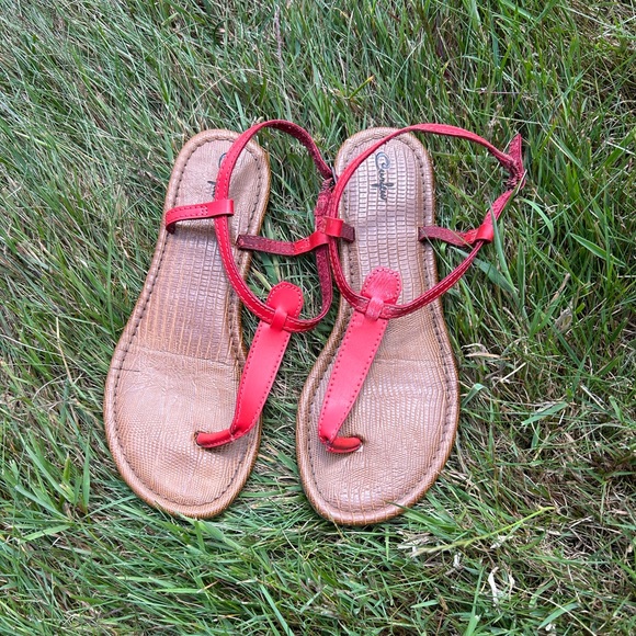 Red Sandals - Picture 2 of 3